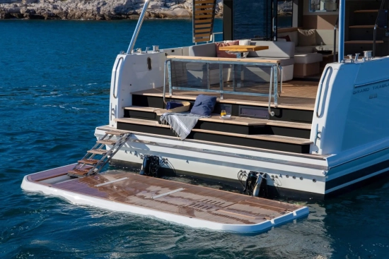 Beneteau GRAND TRAWLER 63 novos à venda