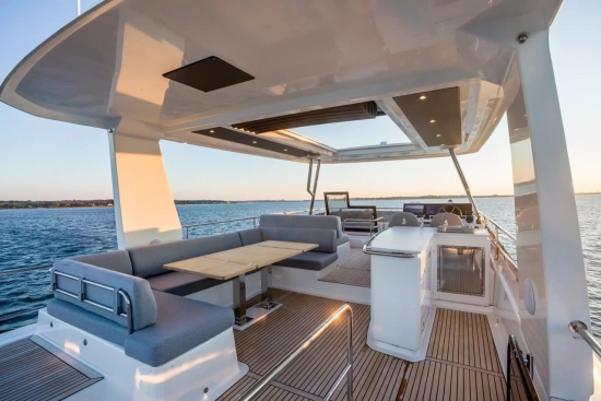 Beneteau GRAND TRAWLER 63 novos à venda