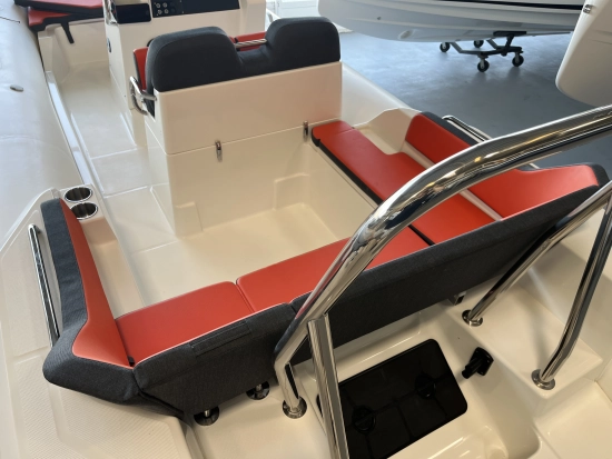 Zodiac MEDLINE 6.8 NEO nuevo en venta