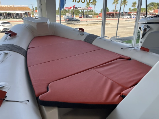 Zodiac MEDLINE 6.8 NEO nuevo en venta