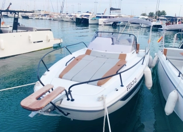Beneteau Flyer 8 SUNDECK usado à venda