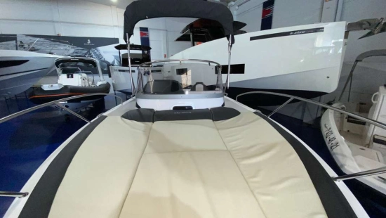 B2 Marine 702 OPEN novos à venda