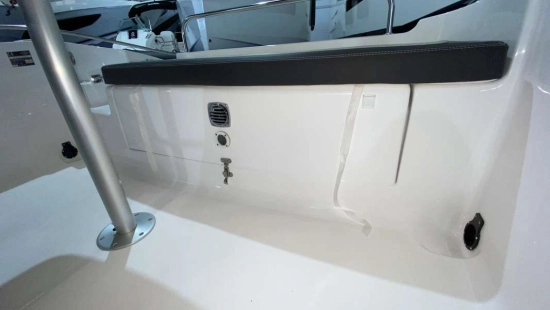 B2 Marine 702 OPEN novos à venda