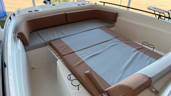 Beneteau Flyer 9 Spacedeck novos à venda