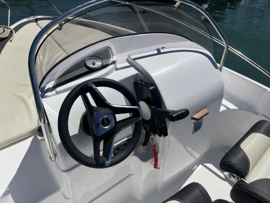 B2 Marine CAP FERRET 472 SUNDECK usado à venda
