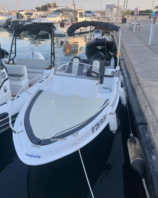 B2 Marine CAP FERRET 472 SUNDECK usado à venda