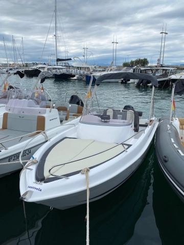 B2 Marine CAP FERRET 522 SUNDECK usado à venda