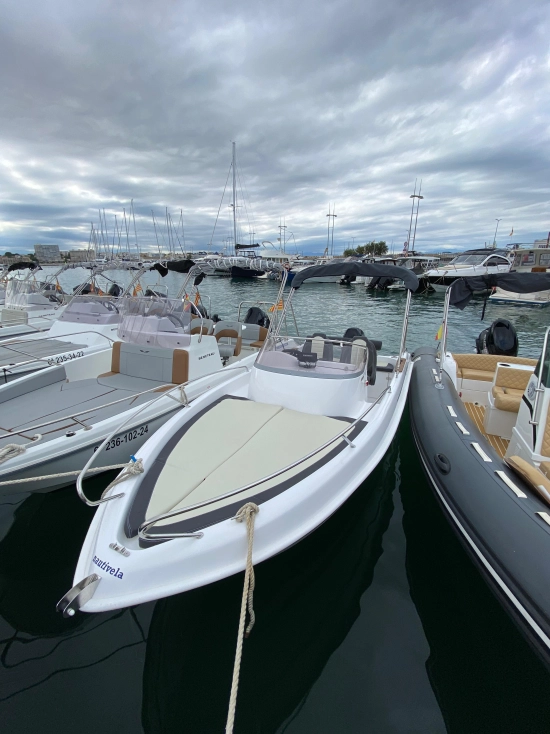 B2 Marine CAP FERRET 522 SUNDECK usado à venda
