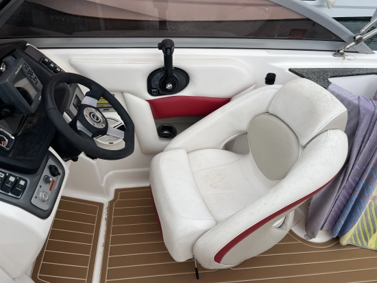 Chaparral Sunesta 224 usado à venda