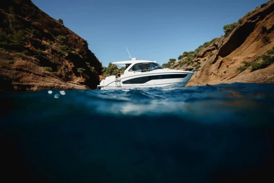 Beneteau Antares 9 V2 nuova in vendita