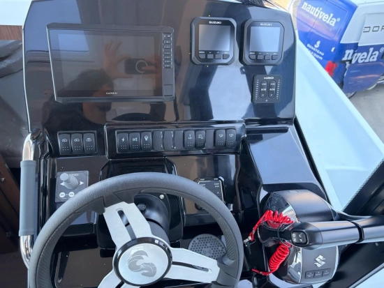 Beneteau Antares 9 V2 nuova in vendita