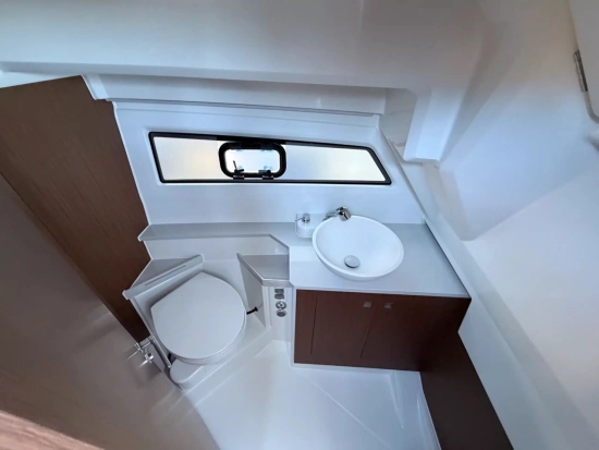 Beneteau Antares 9 V2 nuova in vendita