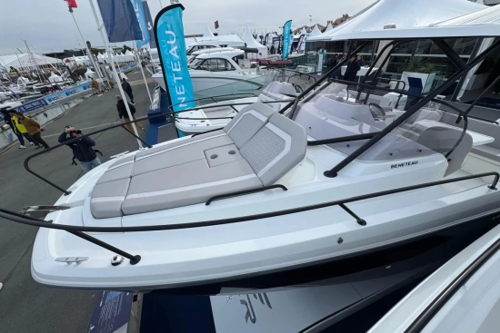 Beneteau Flyer 8 SUNDECK PILOT EDITION nuevo en venta