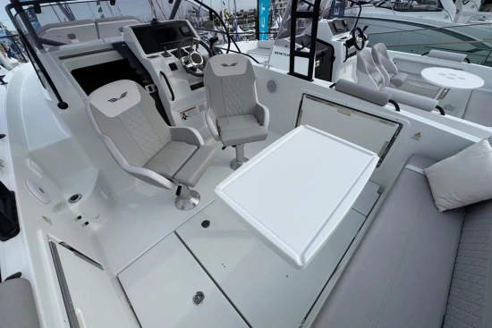 Beneteau Flyer 8 SUNDECK PILOT EDITION nuevo en venta