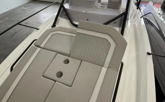 Beneteau Flyer 8 SUNDECK PILOT EDITION nuevo en venta