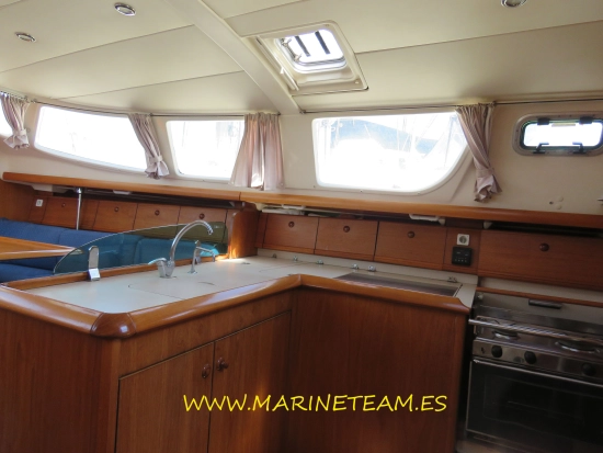 Jeanneau Sun Odyssey 43 Ds usado à venda