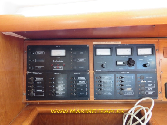 Jeanneau Sun Odyssey 43 Ds usado à venda