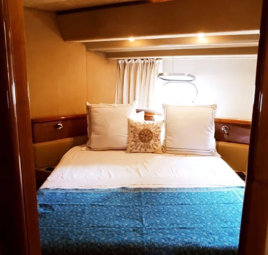 Ferretti Yachts 620 usado à venda
