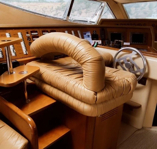 Ferretti Yachts 620 usado à venda