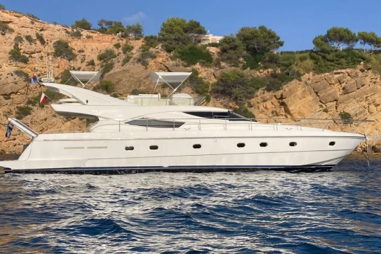Ferretti Yachts 620 usado à venda