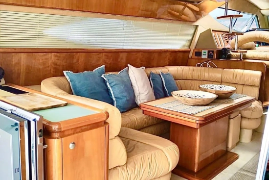 Ferretti Yachts 620 usado à venda