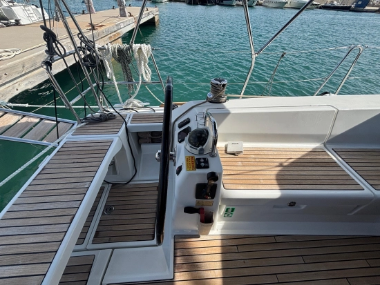 Beneteau Oceanis 45 nuova in vendita