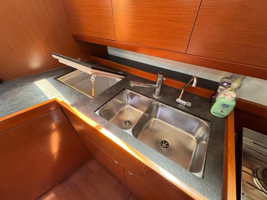 Beneteau Oceanis 45 nuova in vendita