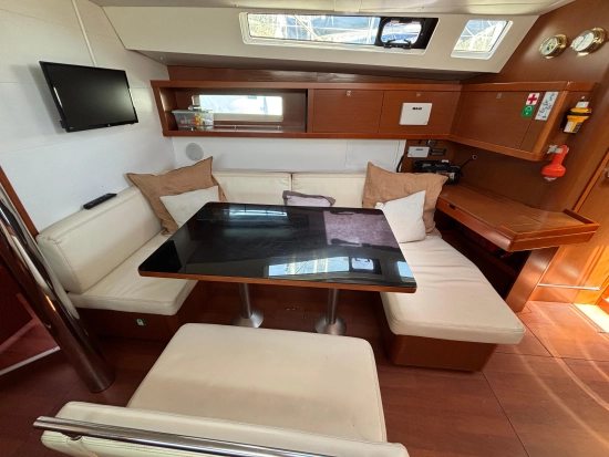 Beneteau Oceanis 45 nuova in vendita