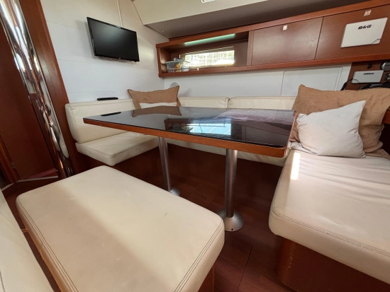Beneteau Oceanis 45 nuova in vendita