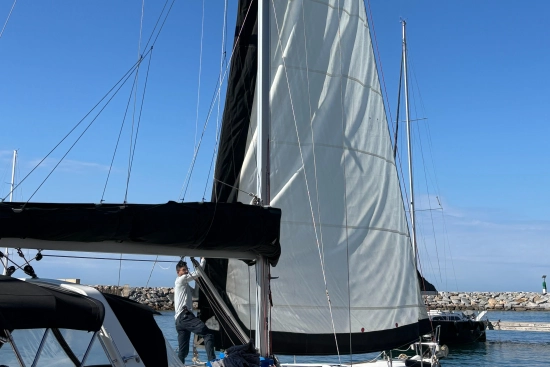 Beneteau Oceanis 45 nuova in vendita