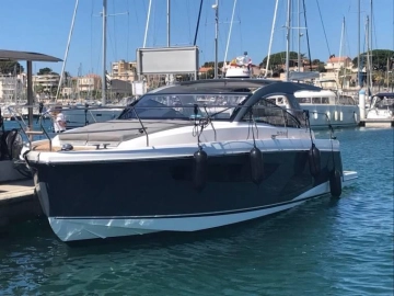 Sealine S330 usata in vendita