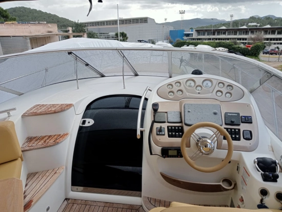 Sessa Marine C42 HT usado à venda