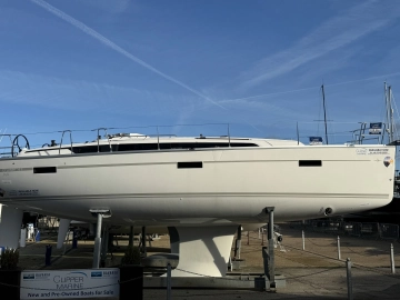 Bavaria Yachts Cruiser 37 nuevo en venta