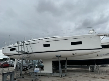 Bavaria Yachts C38 nuova in vendita
