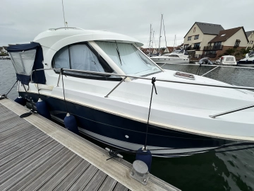Beneteau Antares 8 de segunda mano en venta
