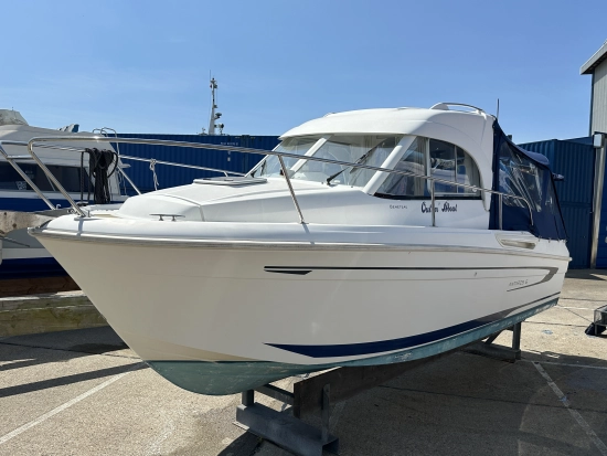 Beneteau Antares 6 de segunda mano en venta