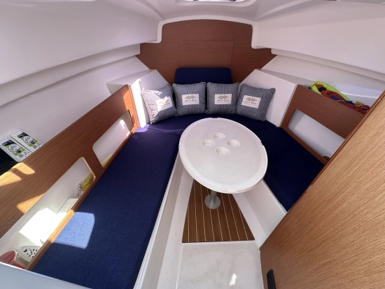 Beneteau Antares 6 de segunda mano en venta