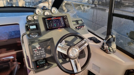 Bavaria Yachts S33 HT usado à venda