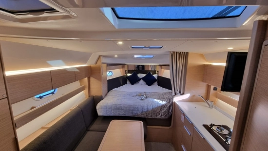 Bavaria Yachts S33 HT usado à venda