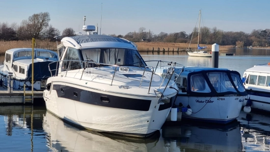 Bavaria Yachts S33 HT usado à venda