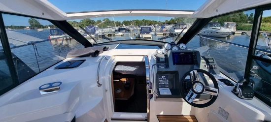 Bavaria Yachts S33 HT usado à venda