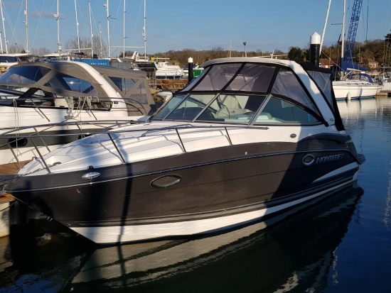 Monterey 275 Sport Yacht usata in vendita