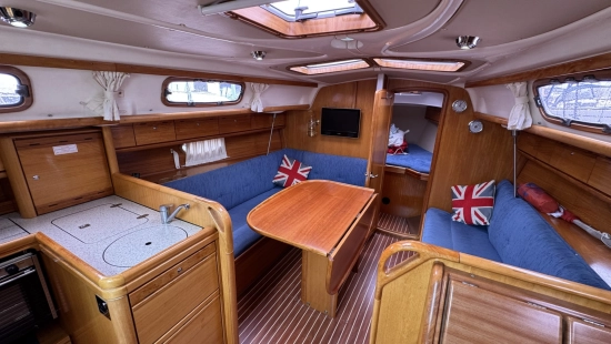 Bavaria Yachts 33 Cruiser usata in vendita