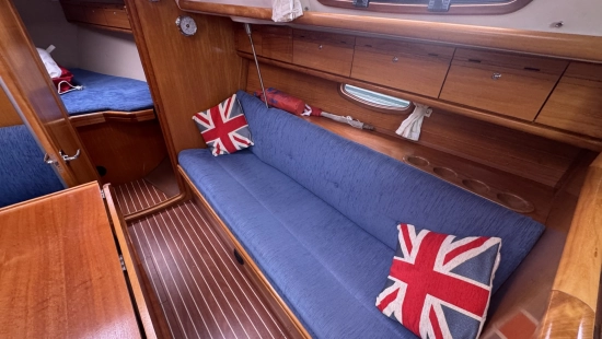 Bavaria Yachts 33 Cruiser usata in vendita