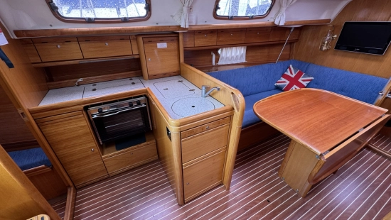 Bavaria Yachts 33 Cruiser usata in vendita
