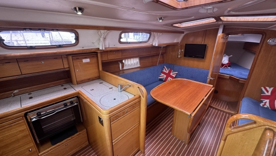 Bavaria Yachts 33 Cruiser usata in vendita