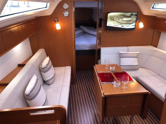 Bavaria Yachts Cruiser 37 de segunda mano en venta