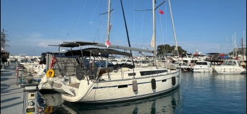 Bavaria Yachts 37 Cruiser usata in vendita