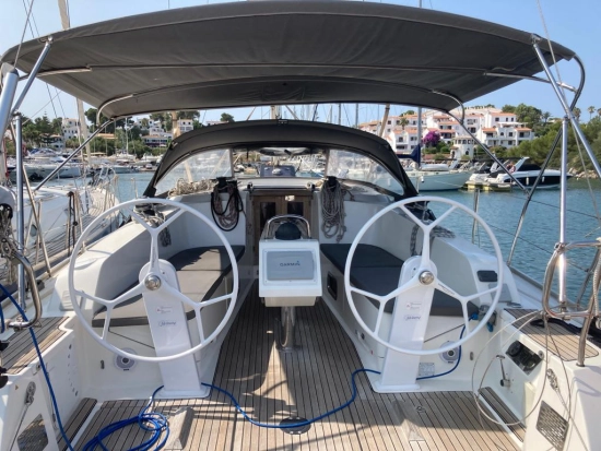 Bavaria Yachts Cruiser 41 usado à venda
