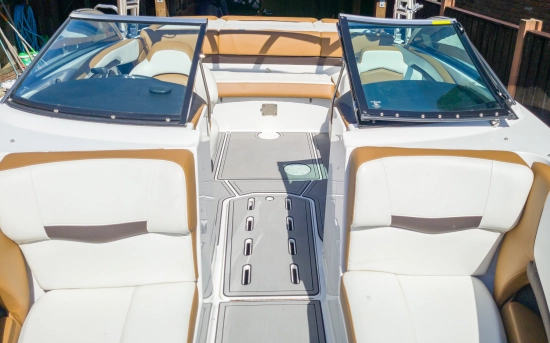Four Winns H210 usata in vendita